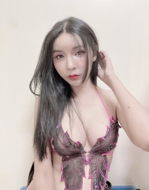 น้องนิวตี้นมใหญ่ใส่ชุดยั่ว 3